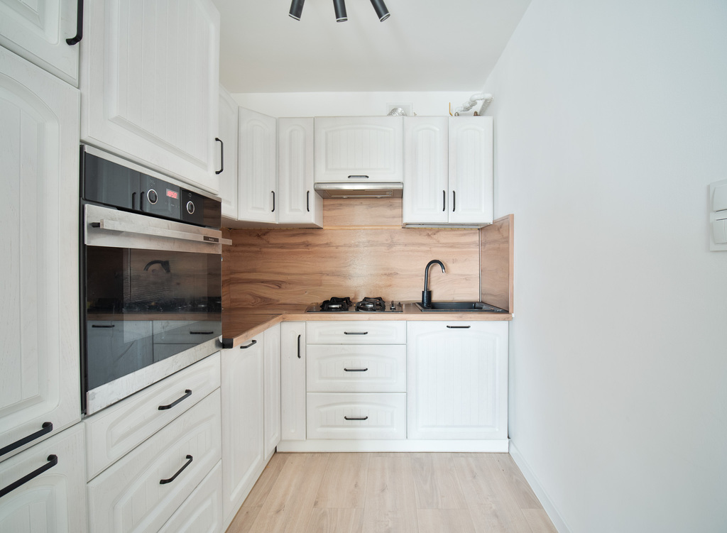 Ul. Oficerska – 3 Pokoje do zamieszkania - zdjęcie 4