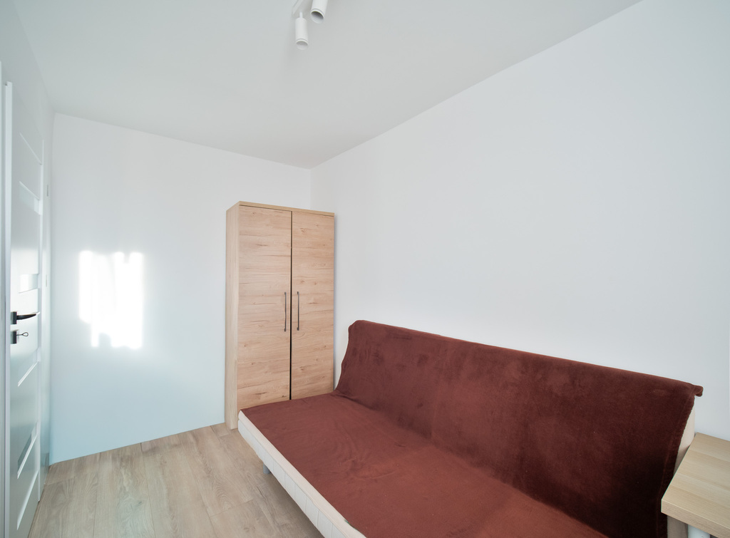 Ul. Oficerska – 3 Pokoje do zamieszkania - zdjęcie 6